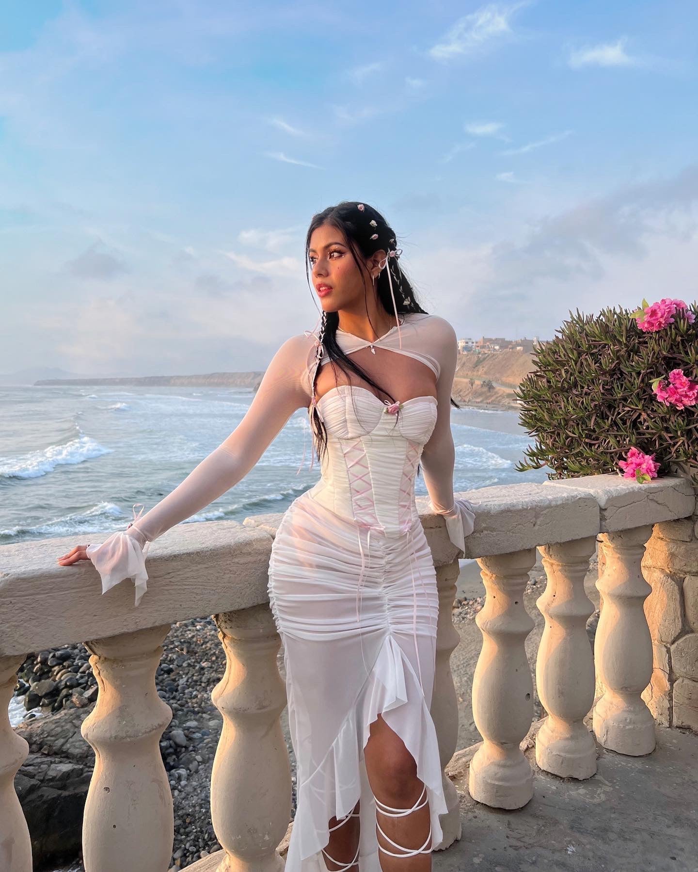 Lucy Dress Deluxe (All the pieces)